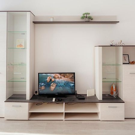 Apartament 2 Camere, Decomandat, In Zona Centrala ブカレスト エクステリア 写真