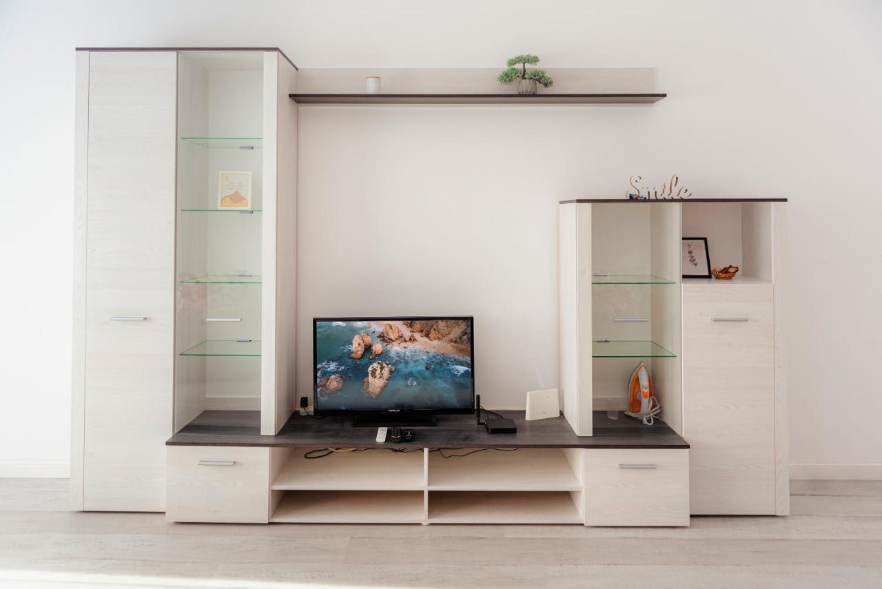 Apartament 2 Camere, Decomandat, In Zona Centrala ブカレスト エクステリア 写真