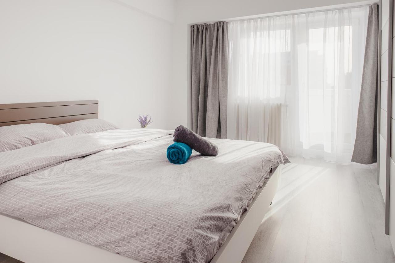 Apartament 2 Camere, Decomandat, In Zona Centrala ブカレスト エクステリア 写真