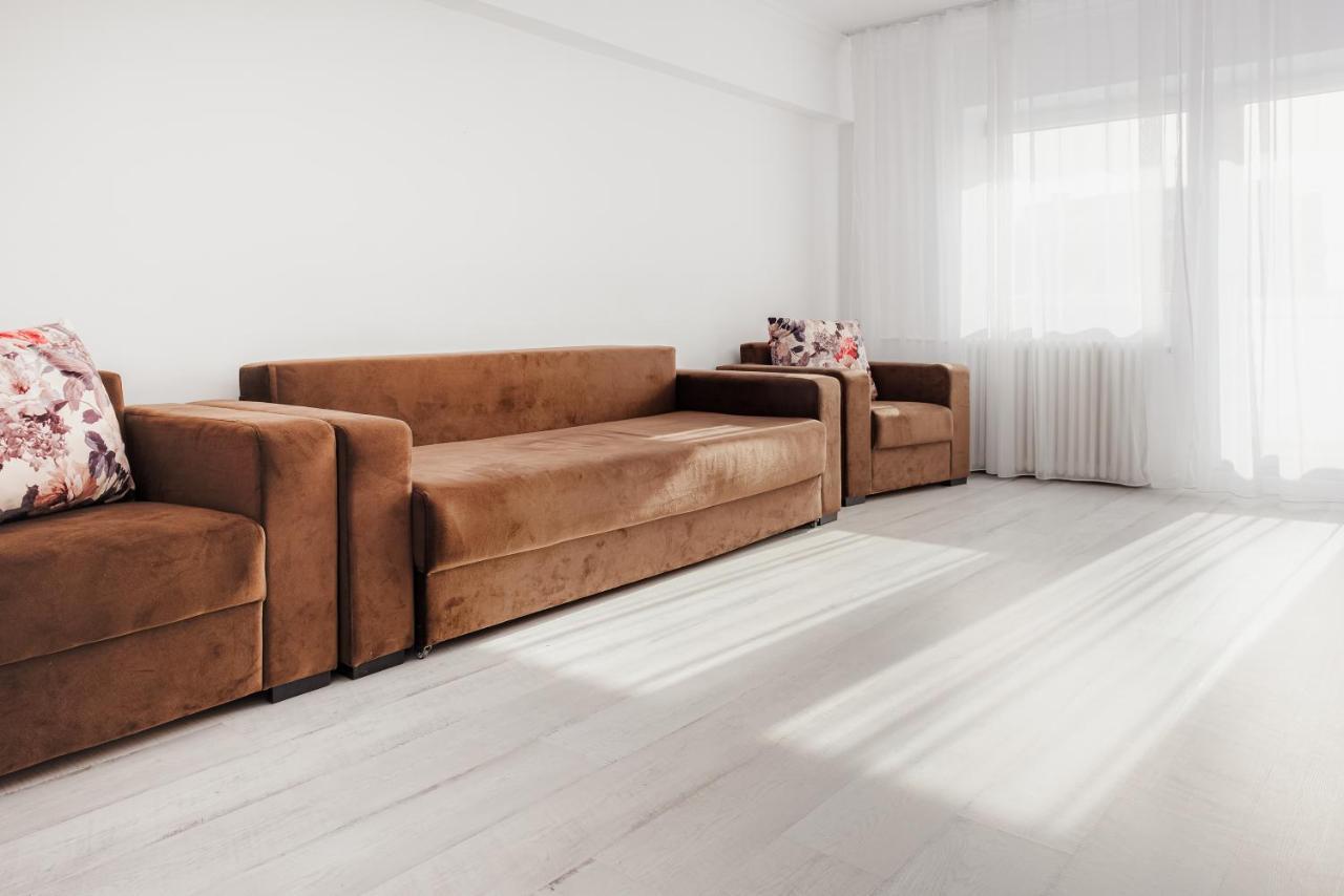 Apartament 2 Camere, Decomandat, In Zona Centrala ブカレスト エクステリア 写真